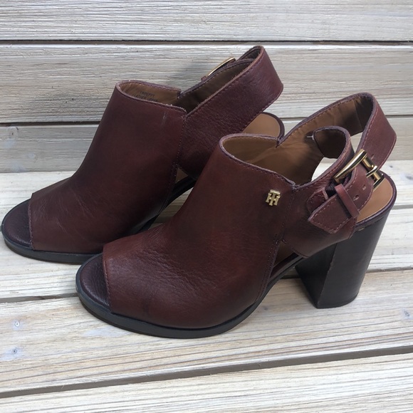 Tommy Hilfiger Peppy Peep Toe Open Block Heel Sandal Size 6M - Picture 13 of 13